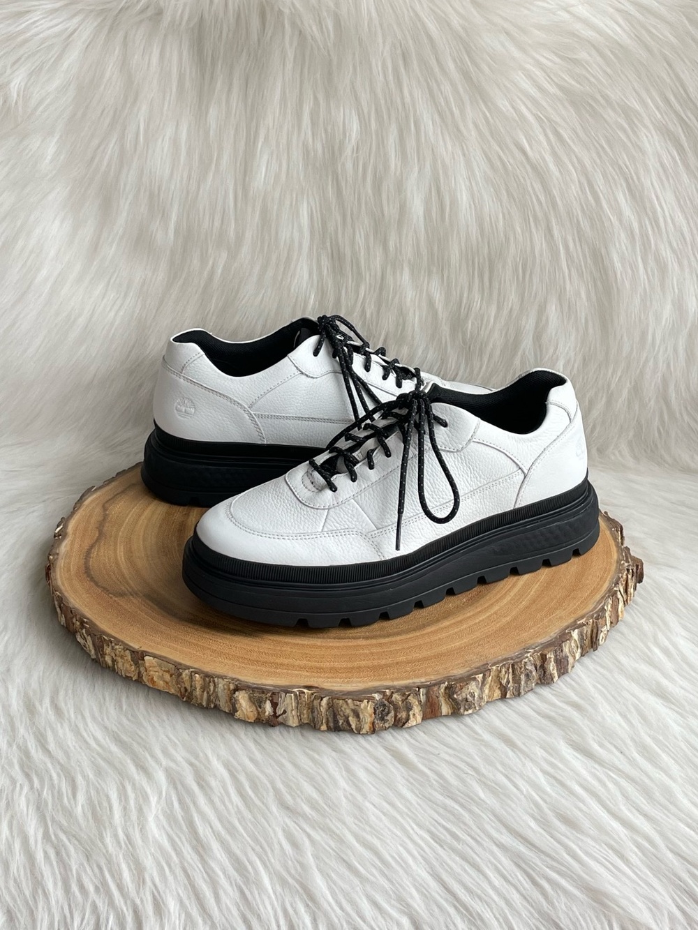 LIKE NEW Timberland Ray City leather Oxford sneakers - Picture 4 of 16